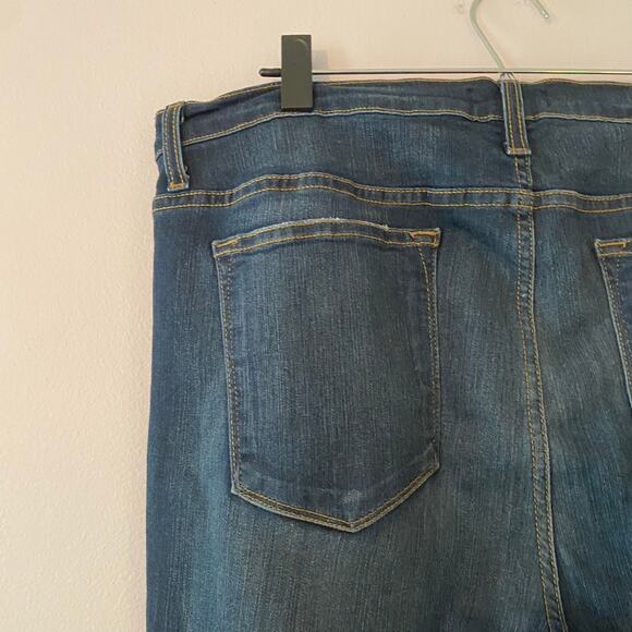 Judy Blue Dark Wash Relaxed Fit Jeans Skinny Straight Preppy Women's size 3XL - Picture 7 of 11